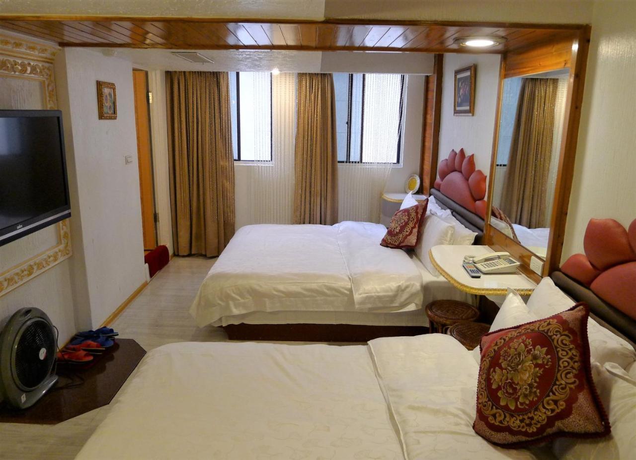 Aloha Hotel Keelung Buitenkant foto